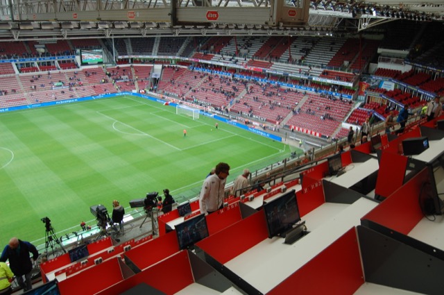 Titelkansen PSV Herleven na Ajax-Gelijkspel tegen Sparta